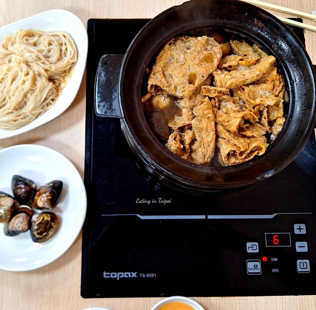 A ho shi ginger duck table spread