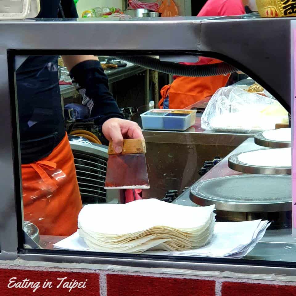 making taiwanese spring roll